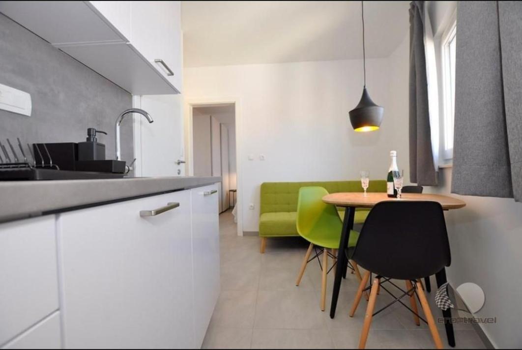 Apartmani Miranda Драшнице Екстериор снимка